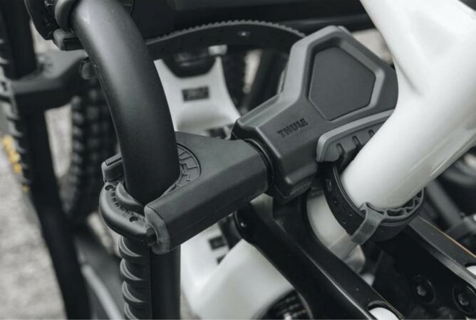 Nosič Thule Easyfold 3 pre 3 bicykle